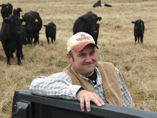 Weaning calves at 80 to 90 days has helped Arkansas cattleman John Miller boost conception rates on heifers to 96% with a 45-day breeding season. (DTN/Progressive Farmer image by Becky Mills)
