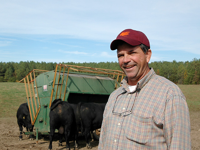 Paul Bennett is using EPDs for residual average daily gains in his bull-development program. His goal is a more feed-efficient animal that will maximize profits for commercial cattlemen. (DTN/Progressive Farmer photo by Becky Mills)