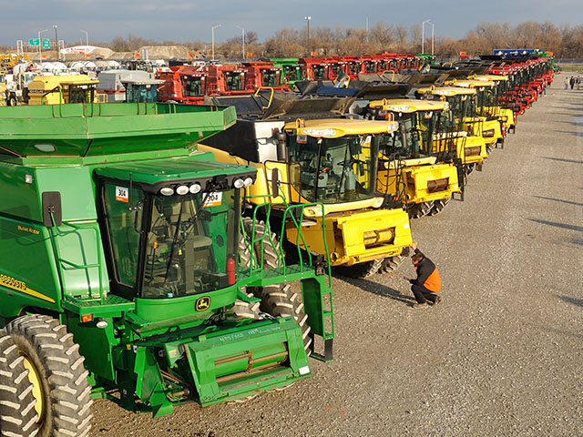 Online listings of some large horsepower tractors are running 10% below year ago levels, enough to keep pressure on used equipment prices. (DTN file photo by Jim Patrico)